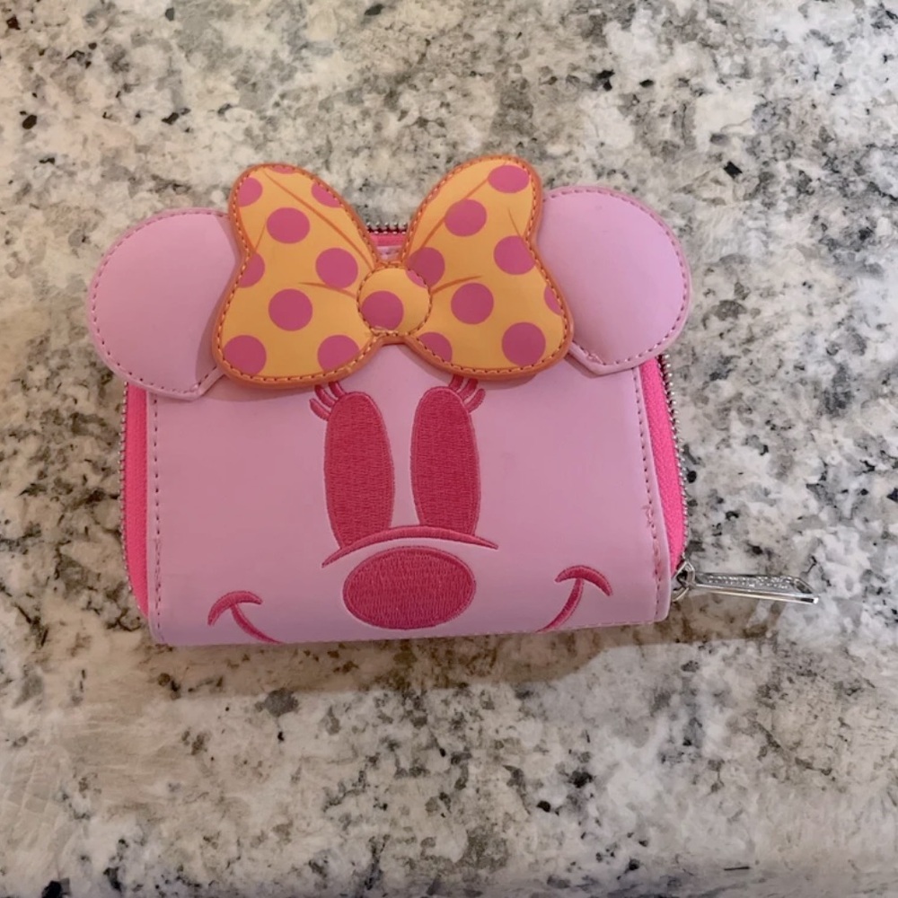 Loungefly Minnie wallet